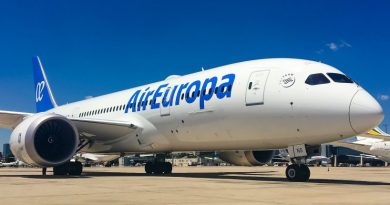 avião na pista