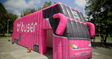 Buser