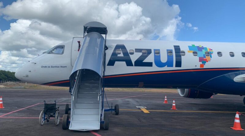 Azul