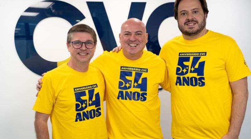 CVC celebra 54 anos com clima de festa CVC