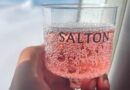 Clientes brindaram na Azul com espumante Salton pelo Dia dos Pais Azul