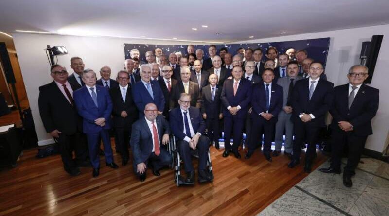 José Roberto Tadros é reeleito presidente da CNC; veja diretorias CNC
